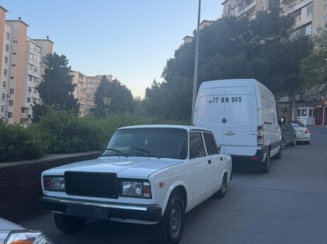 LADA (VAZ) 2107