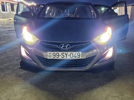 Hyundai Elantra