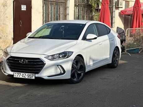 Hyundai Elantra