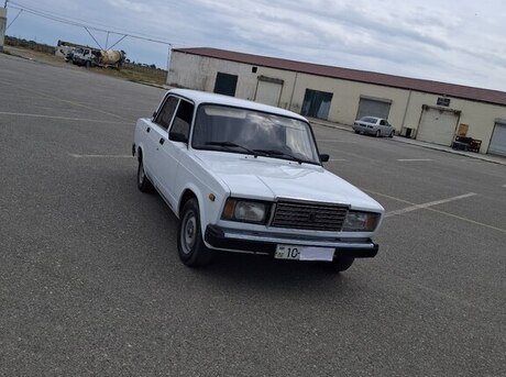 LADA (VAZ) 2107