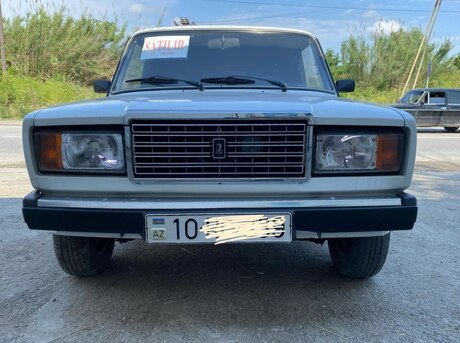 LADA (VAZ) 2107