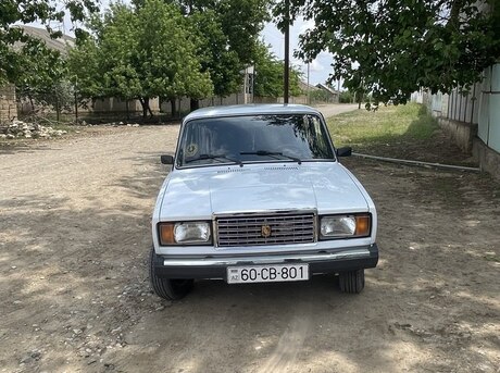 LADA (VAZ) 2107