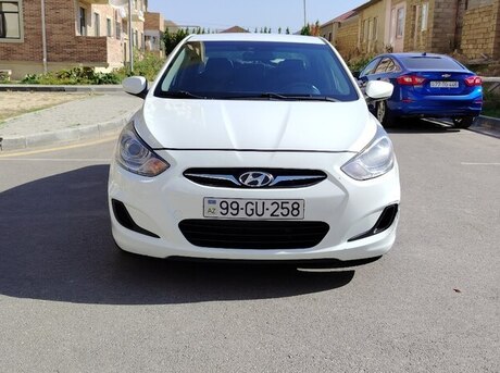 Hyundai Accent