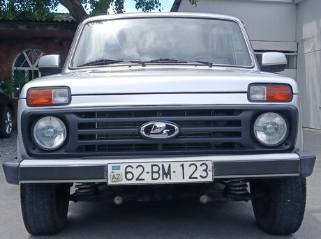 LADA (VAZ) Niva