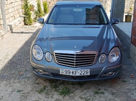Mercedes E 350