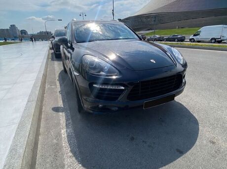 Porsche Cayenne GTS