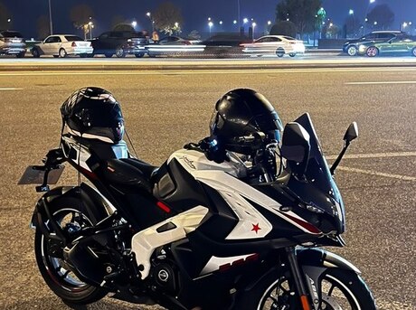 Bajaj Pulsar RS 200