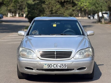 Mercedes S 320