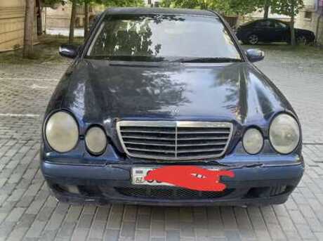Mercedes E 220