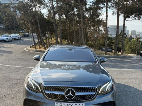 Mercedes E 300 4MATIC