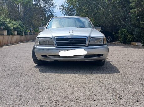 Mercedes C 280