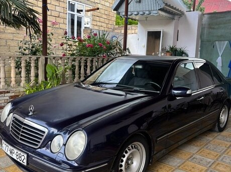Mercedes E 270