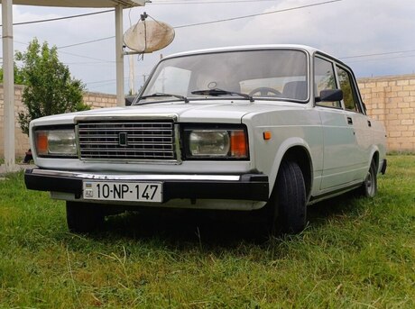 LADA (VAZ) 2107