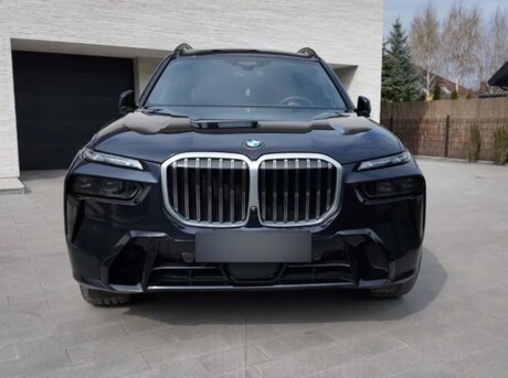 BMW X7