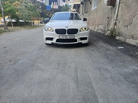 BMW 528