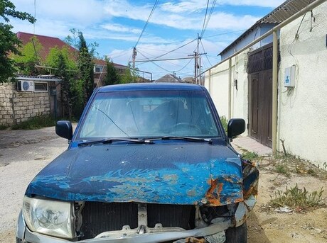 Mitsubishi Pajero io