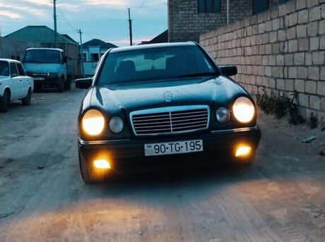 Mercedes C 280