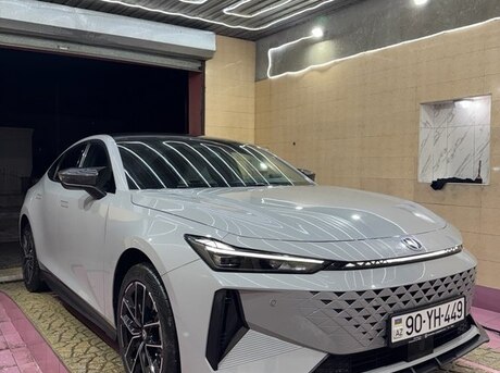 Changan Uni-V iDD