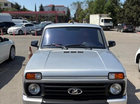 LADA (VAZ) Niva