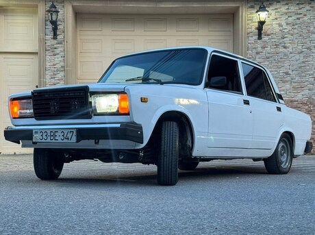 LADA (VAZ) 2107