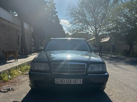 Mercedes C 180