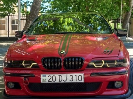 BMW 523