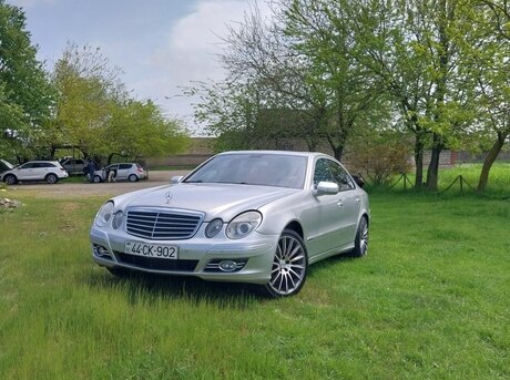Mercedes E 270