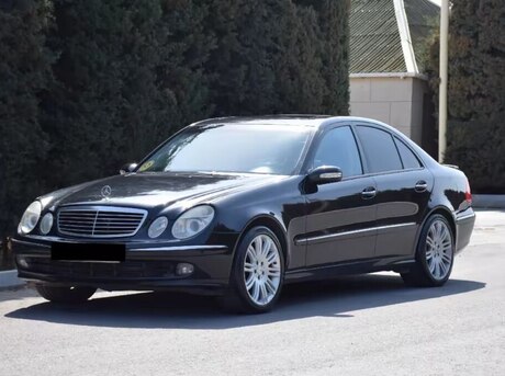 Mercedes E 220