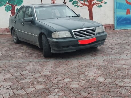 Mercedes C 250
