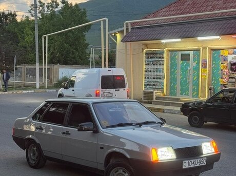 LADA (VAZ) 21099