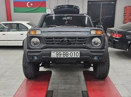 LADA (VAZ) Niva Bronto