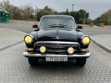GAZ 21 "Volga"