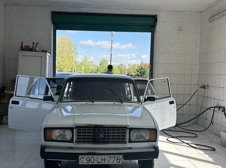 LADA (VAZ) 2107