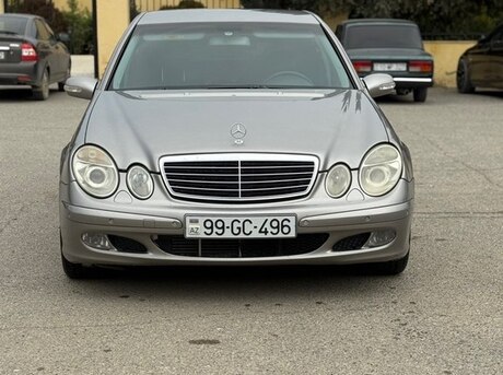 Mercedes E 220