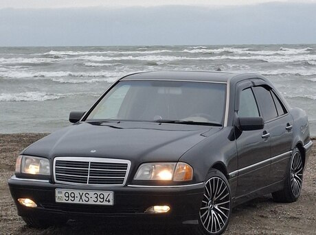 Mercedes C 230