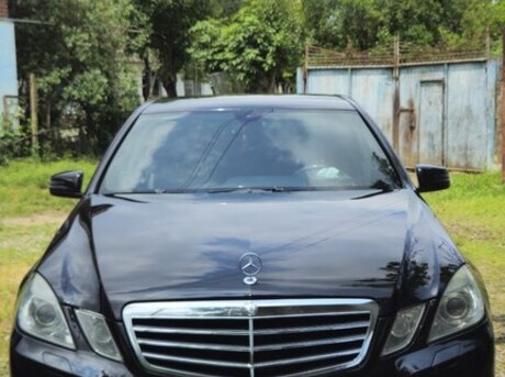 Mercedes E 250