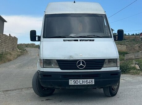 Mercedes Sprinter 312