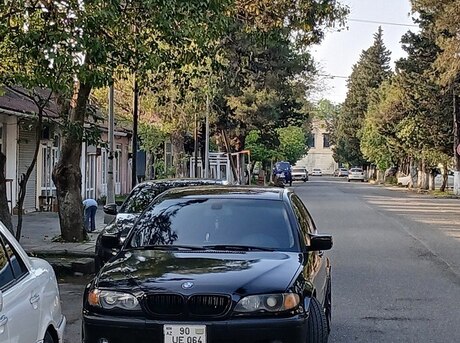 BMW 320