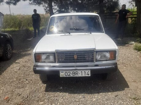 LADA (VAZ) 2107