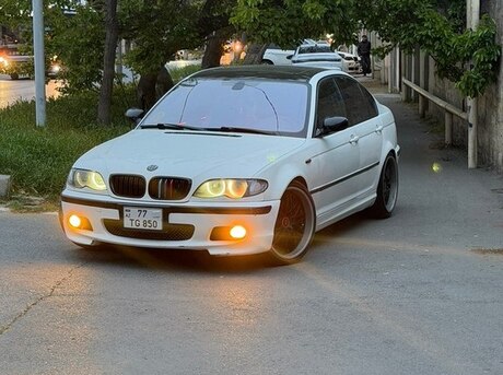 BMW 320