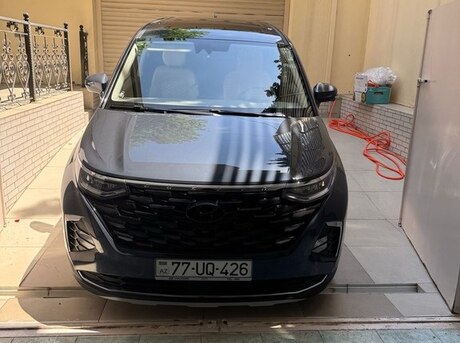 Hyundai Custin