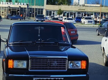 LADA (VAZ) 2107
