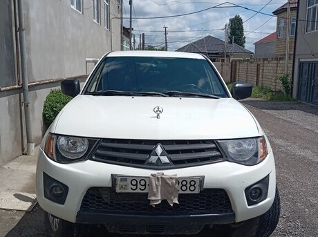 Mitsubishi L200