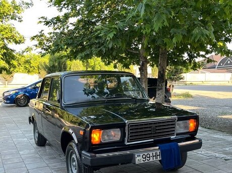 LADA (VAZ) 2107