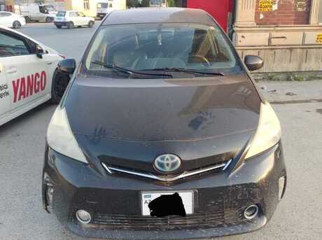 Toyota Prius V