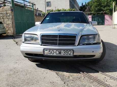 Mercedes C 180