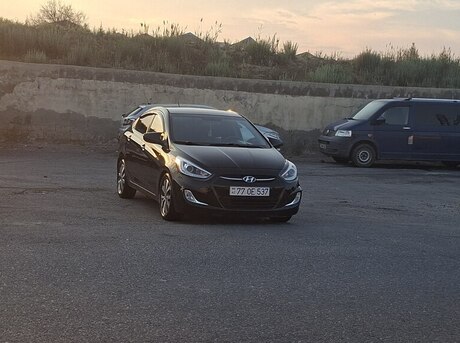 Hyundai Accent