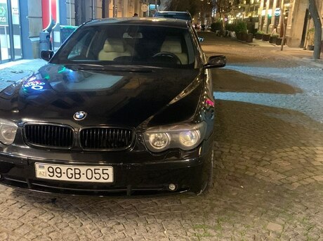 BMW 745