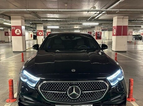 Mercedes E 300 e
