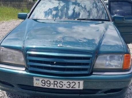 Mercedes C 180